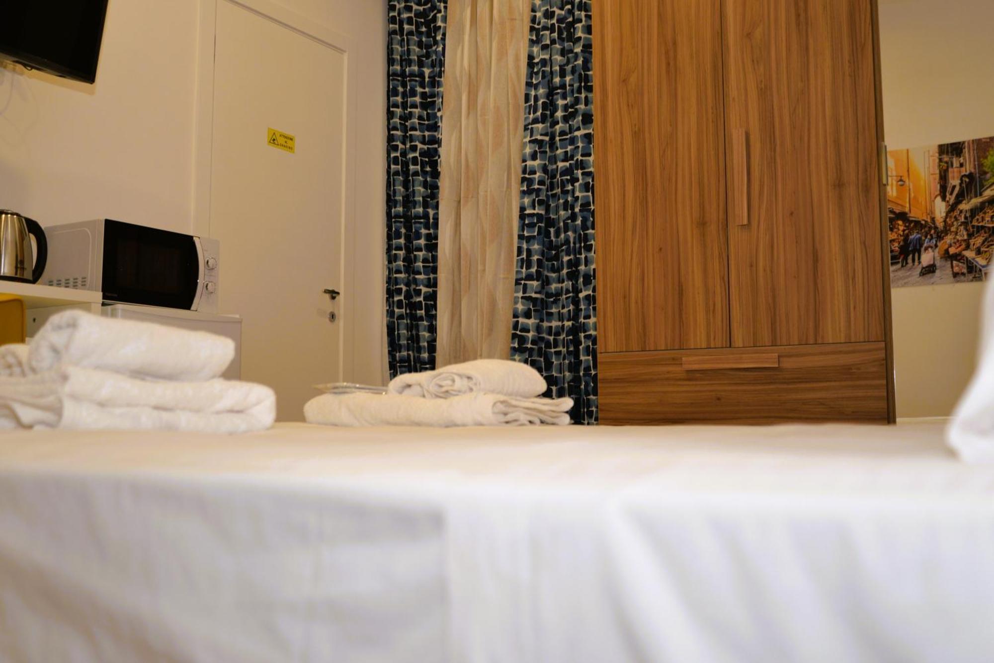 Punto Felice Riviera - Centro Citta Lungomare Caracciolo Hotel Наполи Екстериор снимка
