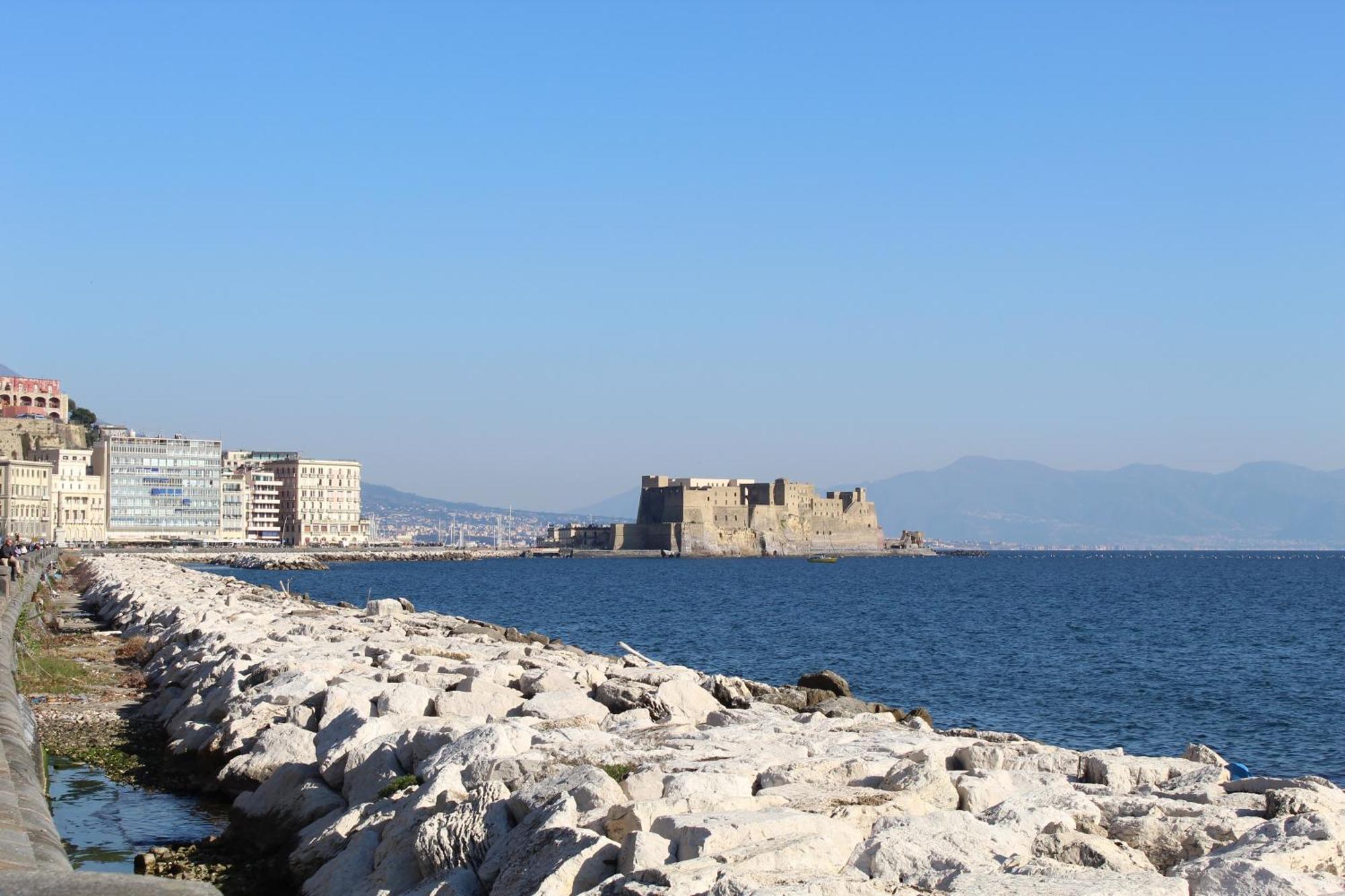 Punto Felice Riviera - Centro Citta Lungomare Caracciolo Hotel Наполи Екстериор снимка